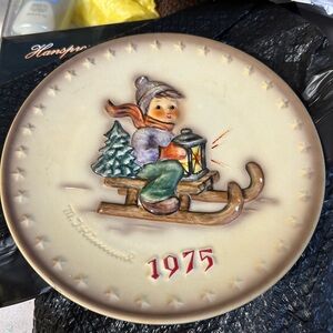 Hummel Collectible Plate. 1975